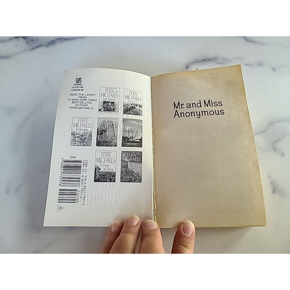 Mr. And Miss Anonymous By Fern Michaels Paperback - Picture 2 of 10